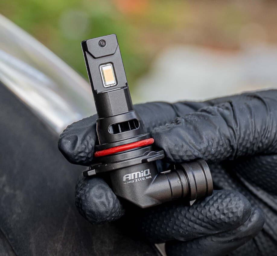 LED autožárovky F25 PRO BLACK HB4 bílá Canbus, 12/24V, 68W, 7646 lm - 2 ks - náhled 2