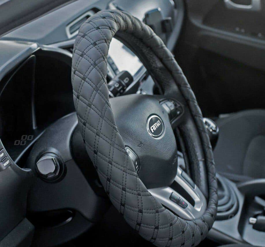 Potah volantu černě prošívaný UNI 37-39cm - černý - náhled 4