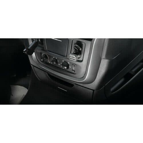 USB nabíječka se 4 porty Fast Charge 6800 mA - 12/24V LAMPA - náhled 4