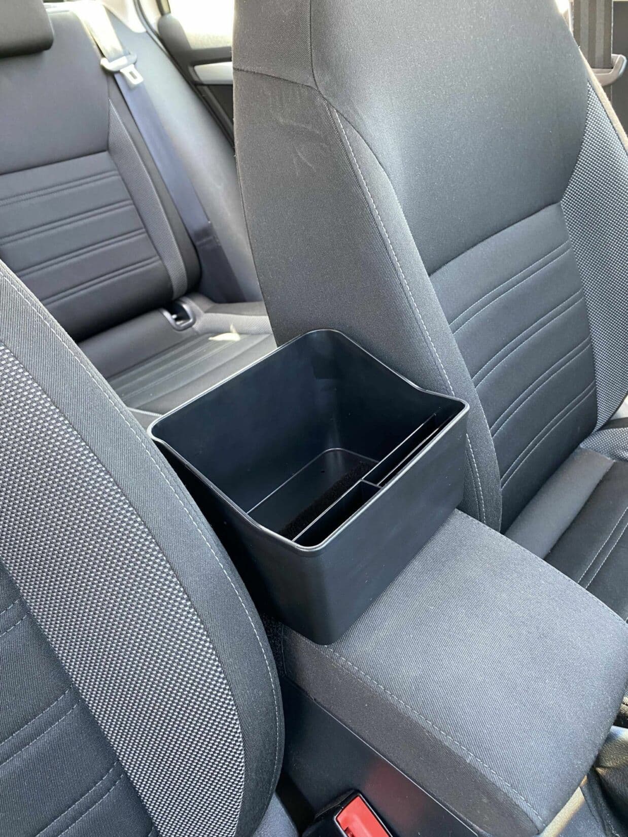 Organizér/držák nápojů do auta na loketní opěrku CAR STORAGE 2 SIXTOL - náhled 2